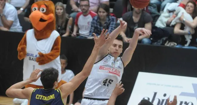 Batte Barcellona e vola in semifinale