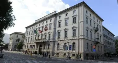 Dipartimenti, c'è l'altolà del Pd