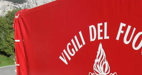 Anziana cade in un dirupo: salva