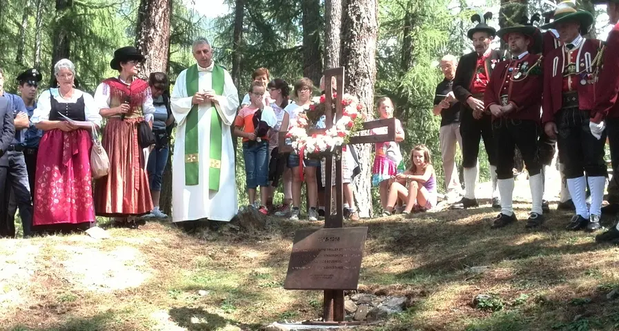 Schützen, il giorno delle 74 croci