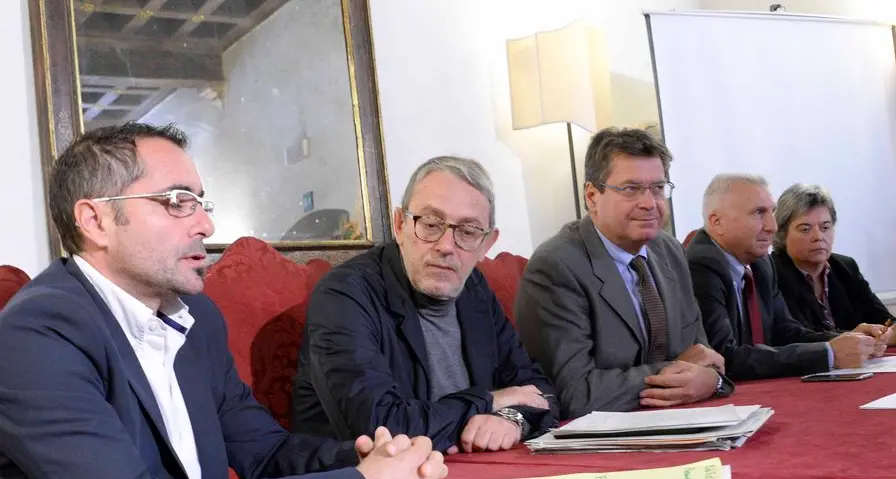 Asis, tutti i 111 impianti hanno il defibrillatore