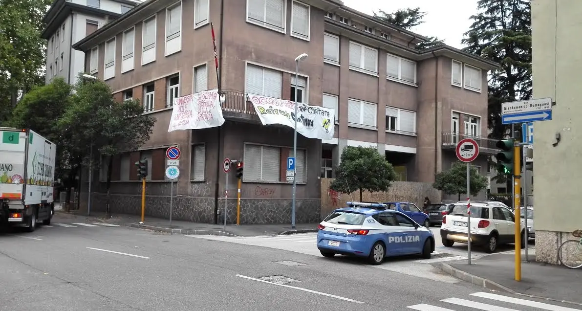 Trento, nuova occupazione nella notte