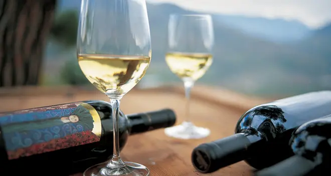 Il mondo del vino cerca la strada per uscire dalla crisi