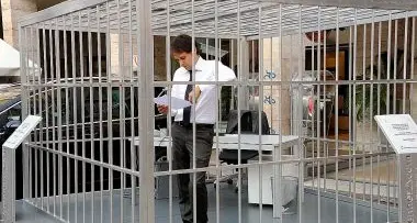 Trento, il manager finisce in gabbia