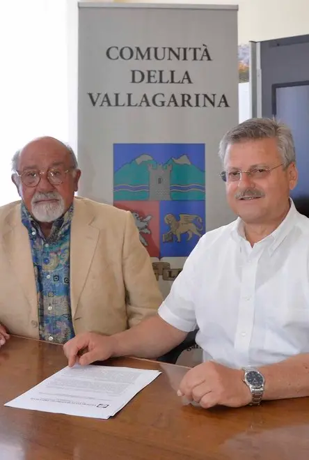 Attenzione, le truffe ora corrono via sms