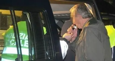 Alcoltest al medico fermato in bici