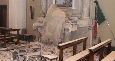 De Col: «Terremoto, in arrivo altre scosse»