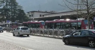 Guida spericolata, gli autisti non ci stanno