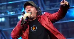 Vasco Rossi torna a farsi vivo. Su Facebook