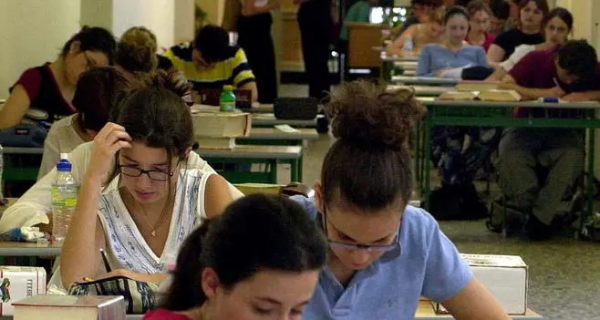 Maturità al via, la carica dei 3.825