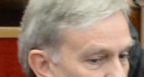 Omofobia, legge in aula. Ma «per finta»