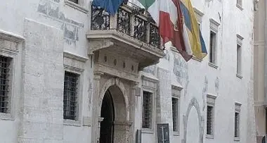 Tariffe, il Comune raschia il barile