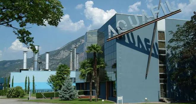 Aquafil, la crisi è in arrivo Sacrifici per i lavoratori