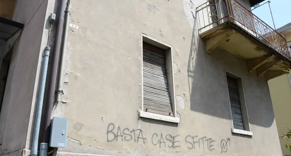 Gli anarchici tentano di occupare ancora