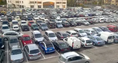 Tornano le giostre, via i parcheggi