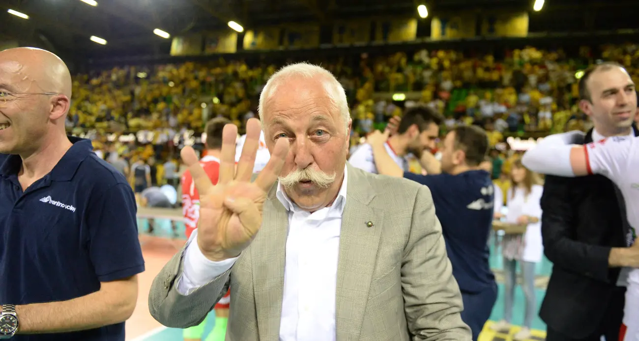 Mosna: «La priorità è il main sponsor»