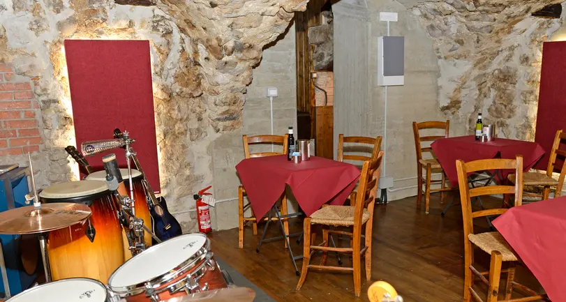 «Locanda dei musicisti», anche Canale ha il suo bar