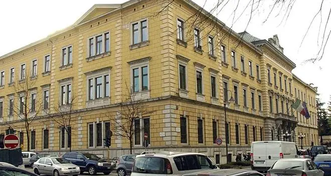 La Procura offre un posto a chi rimane senza lavoro