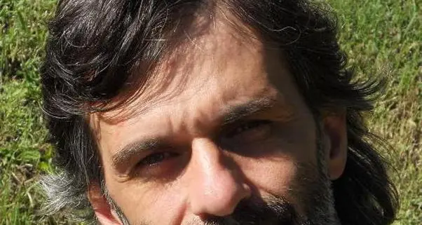 Comunità, una generazione esce di scena