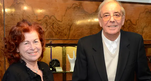 Riva, cala il sipario sulla gioielleria Armani