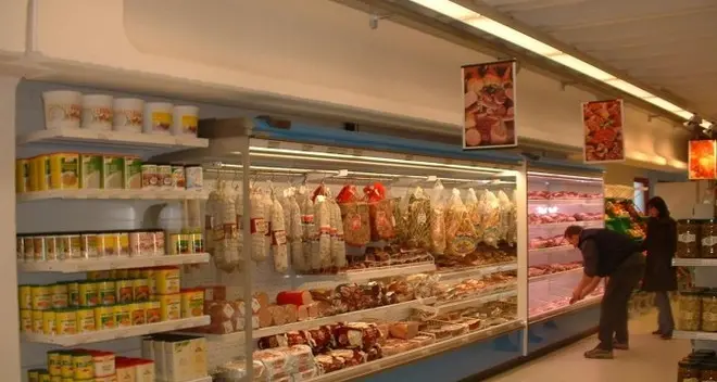 Torna la guerra dei supermercati