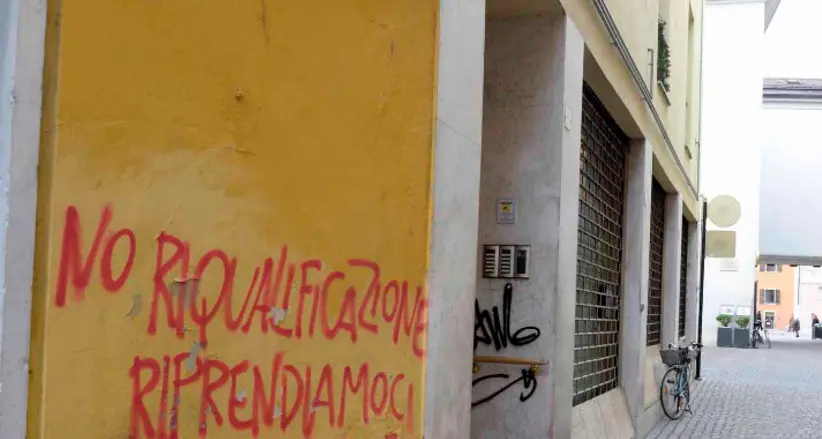 Portela, gli anarchici contro le ronde
