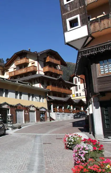 Campiglio butta fuori le auto dal centro storico