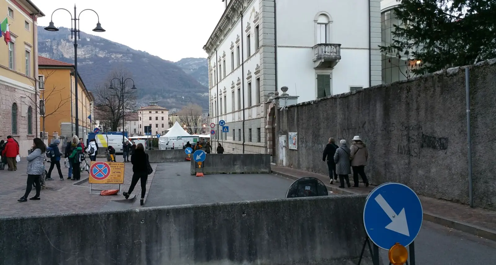 Barriere anti-tir al mercatino