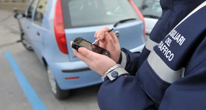Caro parcheggi, i commercianti all’attacco