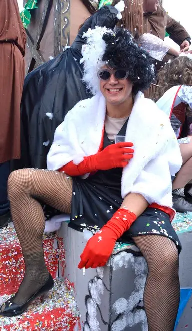 A Sacco e a Volano il sole premia le code del Carnevale