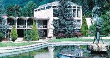 Terme di Levico, l'opera d'arte del mistero