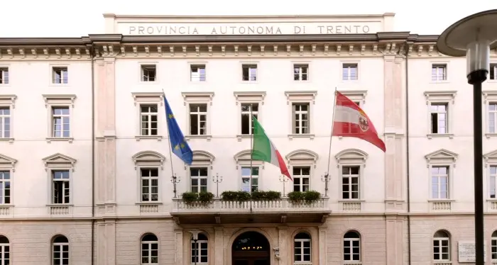 Tagli in Provincia: 522 dipendenti cambiano ufficio