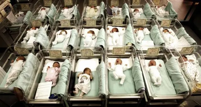 Partorisci a Cavalese? L’hotel è gratis