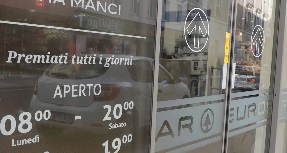 Divide la spesa a Santo Stefano