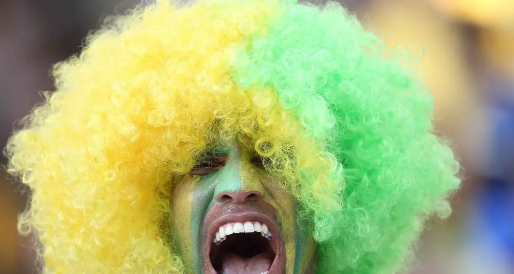Mondiali, sale la tensione: scontri e feriti