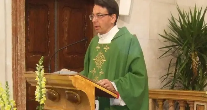 Anche i parroci alzano la voce: «Politici, rispettate i più deboli»