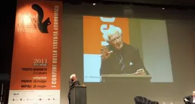 LA KERMESSE TRENTINAChiuso il Festival Economia, Dellai: \"Nel 2012 sarà internazionale\". Atteso Napolitano