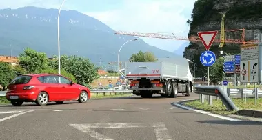 Casello dell'A22 chiuso: la tangenziale s'intasa