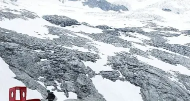 In nave da Monaco a Venezia, ma attraverso le montagne