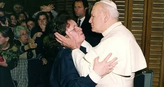 Il papa beato: donna trentina «guarita» da Wojtyla