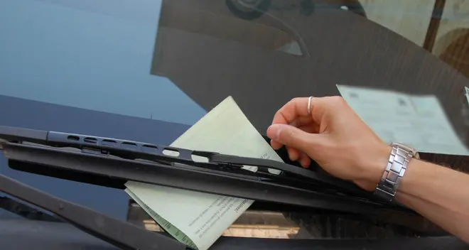 Calunnia contro i vigili, condannati madre e figlio