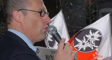 Il Patt: «Subito i tagli alle indennità»