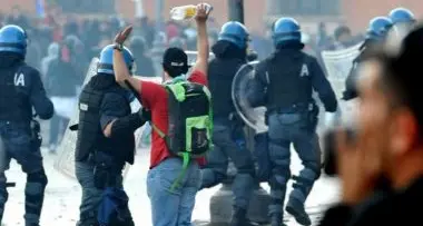 Anche in Trentino blitz contro gli anarchici