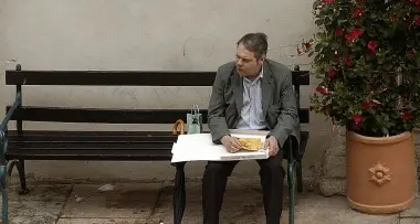 «Vogliamo più panchine in centro storico»