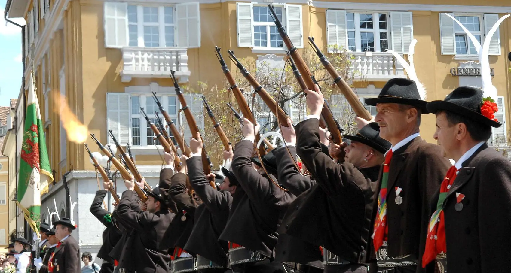 Gli Schützen dicono \"No\" all'adunata degli Alpini