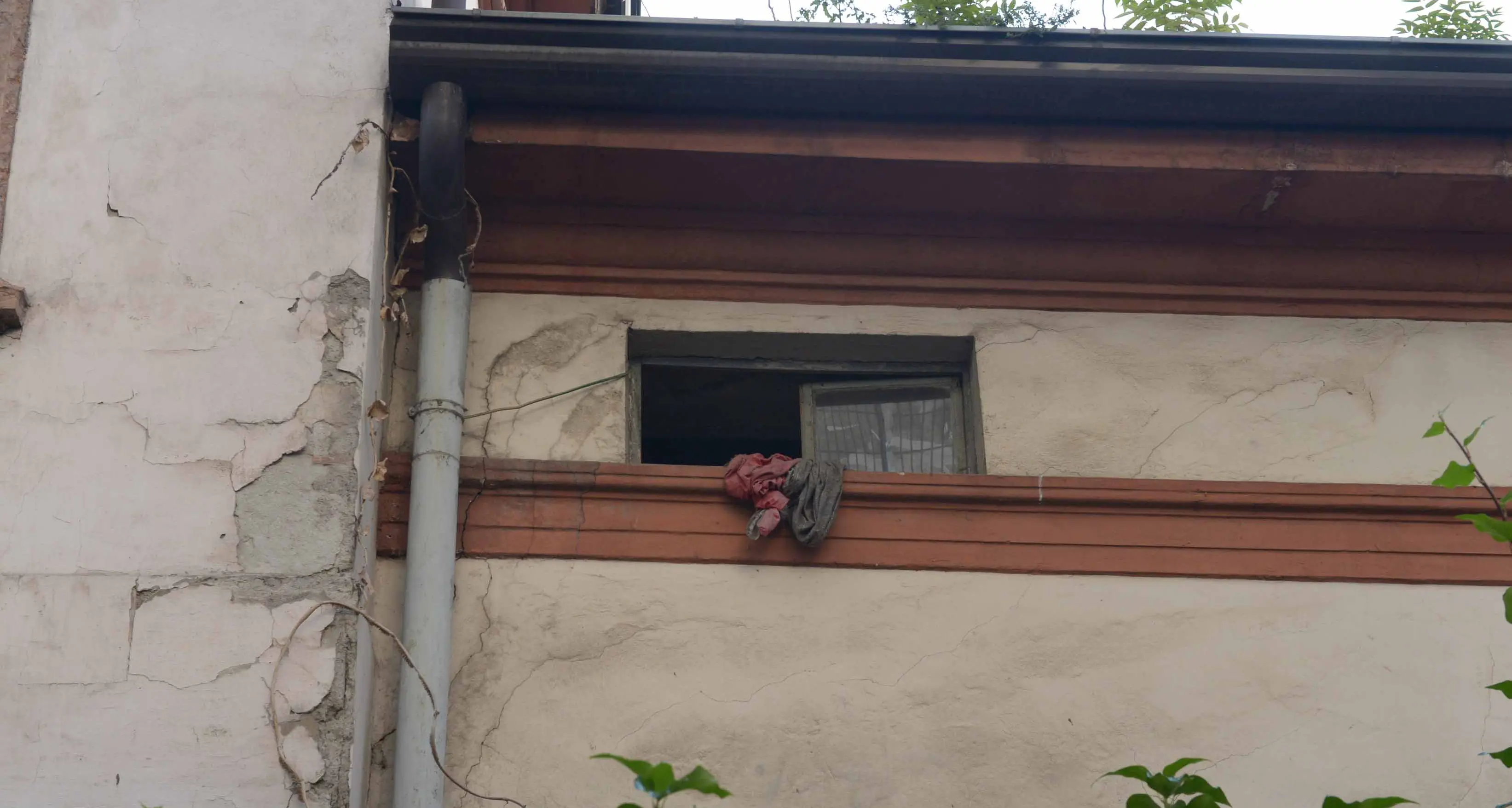 San Martino, i disperati occupano l’ex asilo