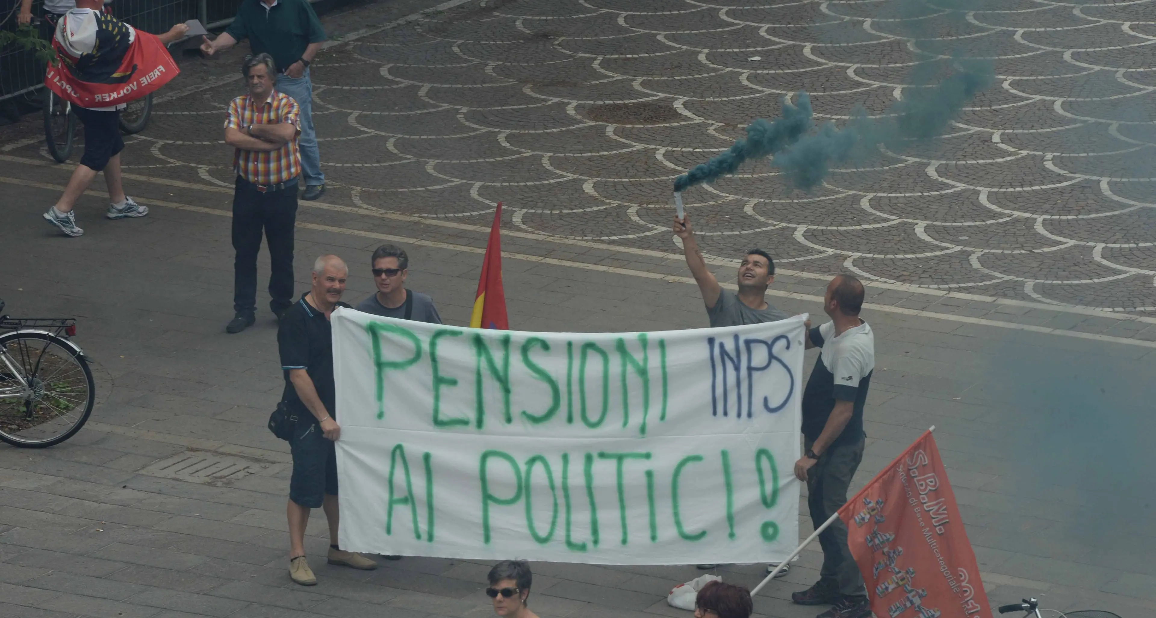 Vitalizi, parte una lunga battaglia giudiziaria
