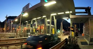 Gli albergatori: quel casello va riaperto