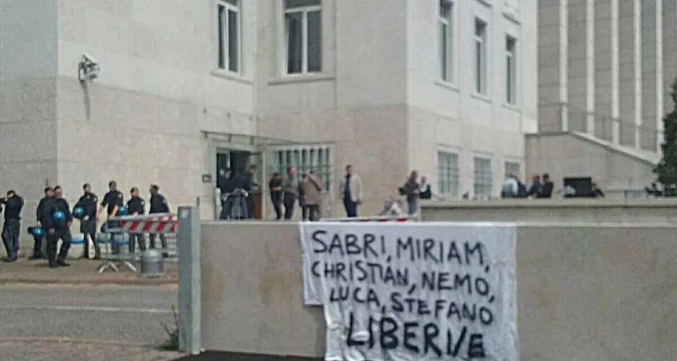 Scontri al Brennero, condannati gli anarchici