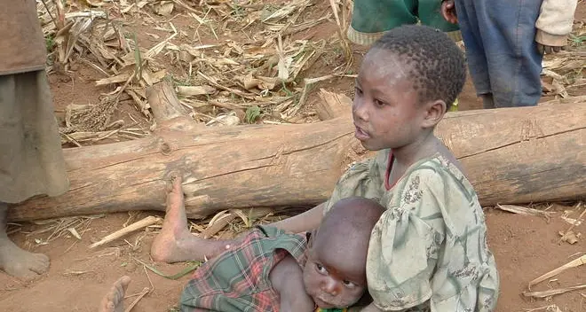 Aiuti all’Africa, cinque associazioni indagate